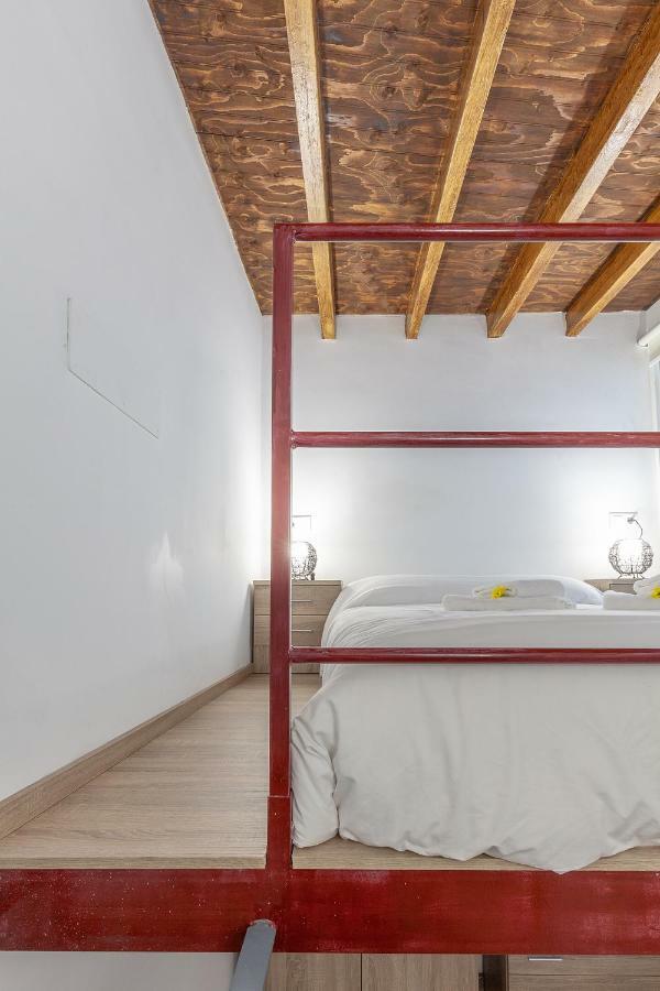 Pasaje Amores Iz. - Tranquilidad Y Vida Cultural En Centro Sevilla 4Px Exterior foto