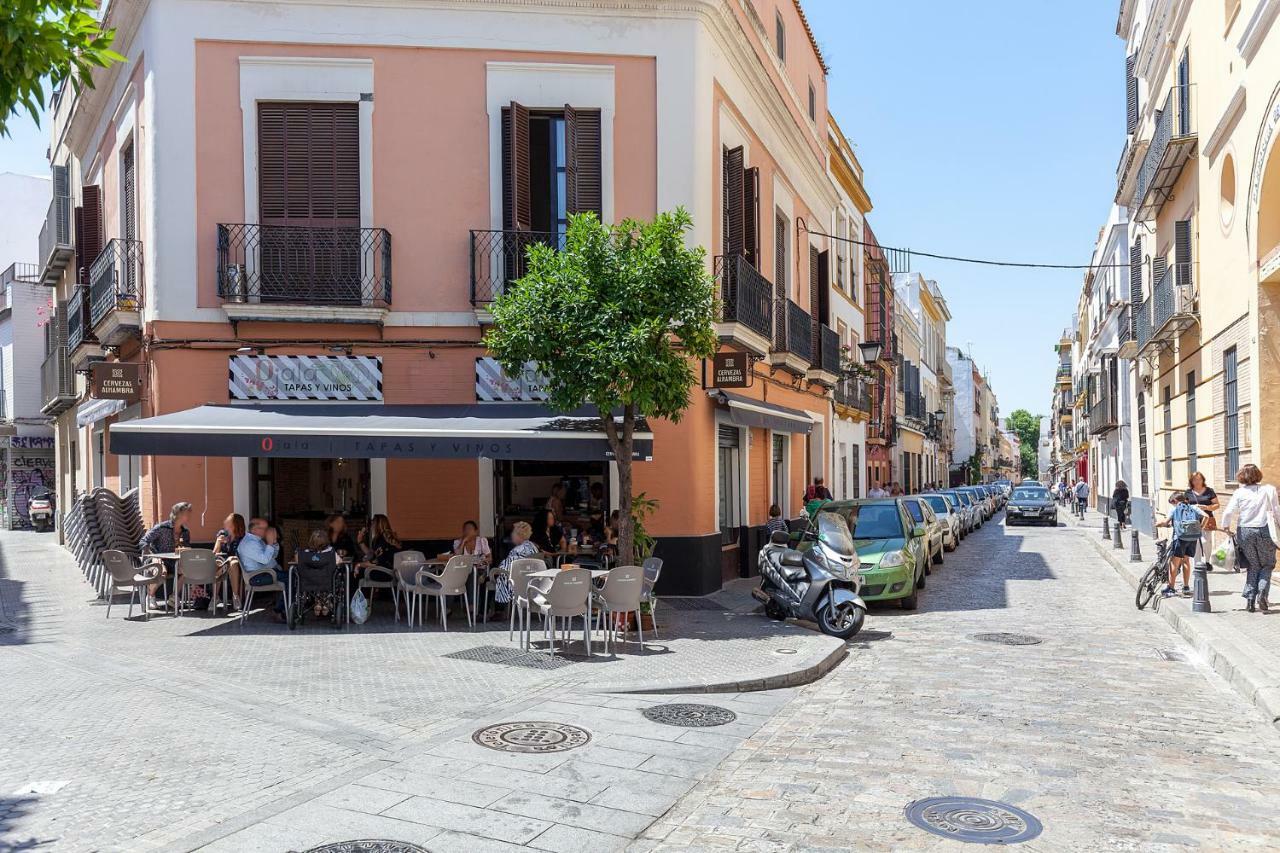 Pasaje Amores Iz. - Tranquilidad Y Vida Cultural En Centro Sevilla 4Px Exterior foto
