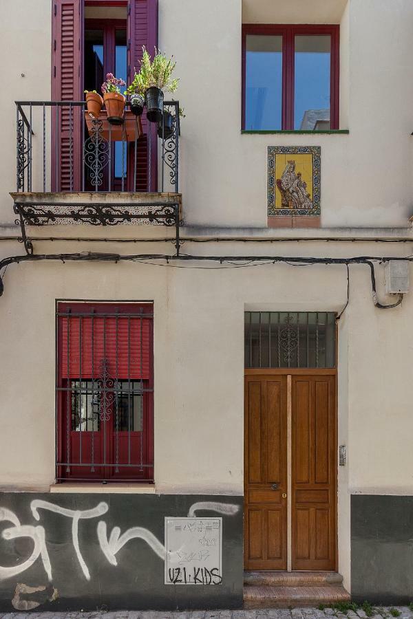 Pasaje Amores Iz. - Tranquilidad Y Vida Cultural En Centro Sevilla 4Px Exterior foto